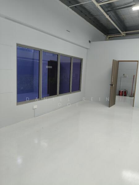 Mega@Woodlands, 39 Woodlands Close, 190 sqft, Light Industrial (B1) For Rent, by Daniel Rein Ooi, 25590786 - CommercialGuru.com.sg
