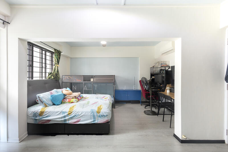 For Sale - 145 Tampines Street 12