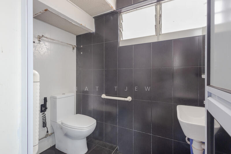 For Sale - 145 Tampines Street 12