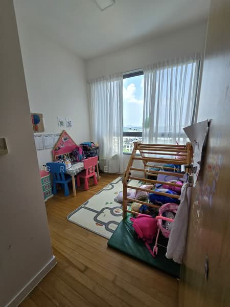 Skies Miltonia, Miltonia Close, Sembawang / Yishun, 3 Bedrooms, 969 sqft, Condominium For Sale, by Grace Chan, 25591319 - Study - PropertyGuru.com.sg