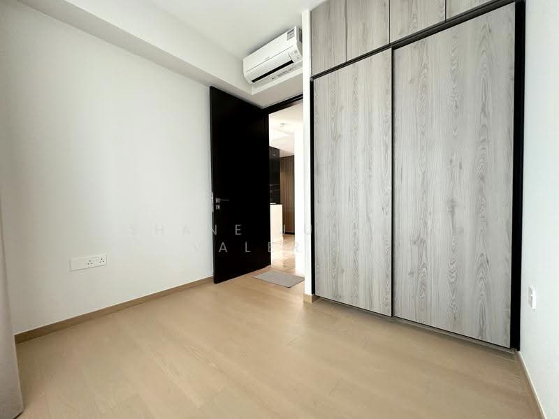 Irwell Hill Residences, 2 Irwell Hill, Orchard / River Valley, 2 Bedrooms, 657 sqft, Condominium For Rent, by Shane Julian Valerio, 25591405 - Common bedroom - PropertyGuru.com.sg