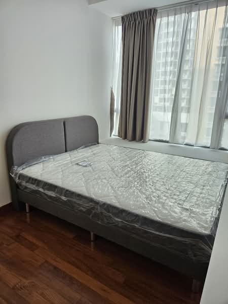 Vista Residences, 26 Jalan Datoh, 2 Bedrooms, 905 sqft, Condominium For Rent, by Clifford Yap, 25591546 - Bedroom - PropertyGuru.com.sg