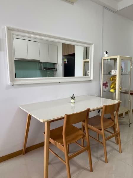 Kingsford Waterbay, 68 Upper Serangoon View, 2 Bedrooms, 678 sqft, Condominium For Rent, by Kevin Nur Amin Widjaja, 25591647 - PropertyGuru.com.sg