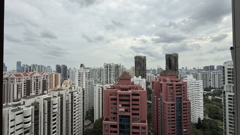 OUE Twin Peaks Condominium For Sale at S$ 1,200,000 | PropertyGuru Singapore - View