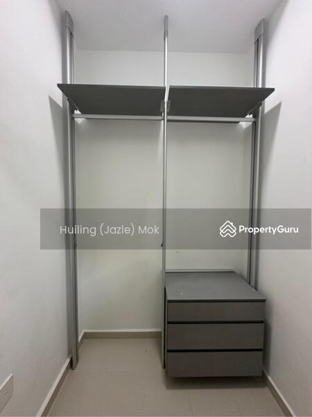 Walk in wardrobe