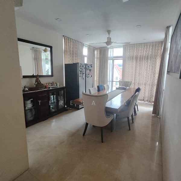 ⭐️ ⭐️LANDED7772@OPERA ESTATE ⭐️966_77772, Cozy 2sty Detached with basement & attic, 5 Bedrooms, 6,212 sqft, Detached House For Sale, by Teresa Tan, 25591779 - Dining Room - PropertyGuru.com.sg