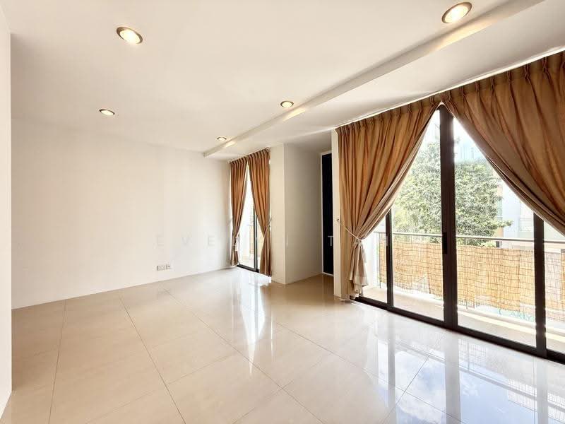 Carlisle Road, Cambridge Road, Farrer Park / Serangoon Rd, 2 Bedrooms, 1,300 sqft, Apartment For Rent, by Evelyn Tan, 25591789 - Living Room - PropertyGuru.com.sg