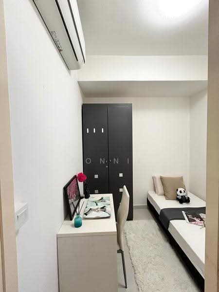 Central Green, 9 Jalan Membina, Alexandra / Commonwealth, Room Rental, 130 sqft, Condominium For Rent, by Connie Seah, 25591876 - Bedroom - PropertyGuru.com.sg