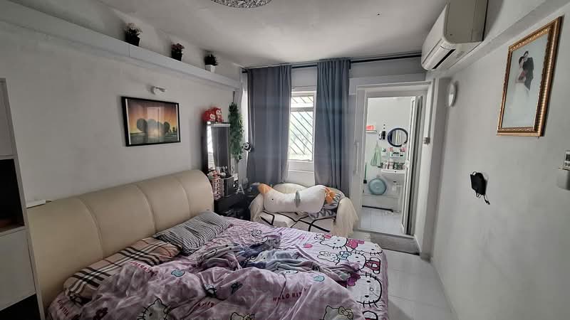110 Yishun Ring Road HDB Flat For Sale at S$ 450,000 | PropertyGuru Singapore - Bedroom