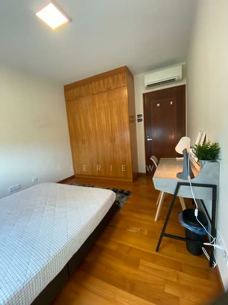 La Maison, 10 Moulmein Rise, Room Rental, 100 sqft, Condominium For Rent, by Valerie Wee, 25592246 - Bedroom - PropertyGuru.com.sg