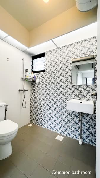 29 Ghim Moh Link, 29 Ghim Moh Link, 2 Bedrooms, 731 sqft, HDB Flat For Rent, by Shynna Neo, 25592258 - Bathroom - PropertyGuru.com.sg