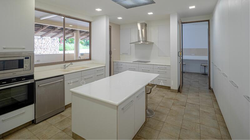 For Rent - ** NASSIM HILLTOP TROPICAL BUNGALOW FOR RENT ** SOLE MARKETING AGENT
