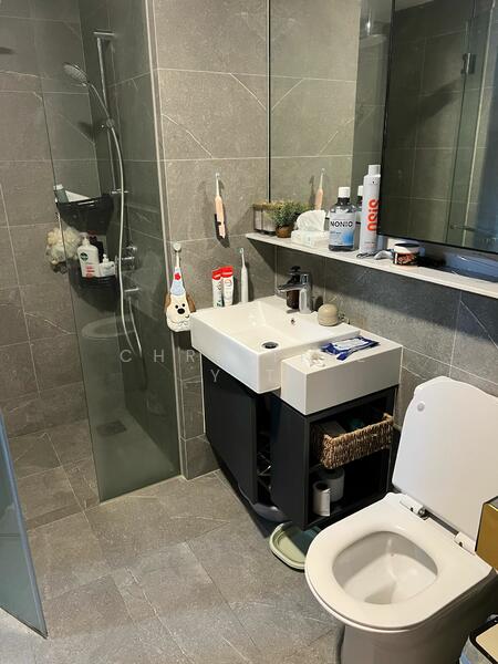 Riverfront Residences, 41 Hougang Avenue 7, 1 Bedroom, 463 sqft, Condominium For Rent, by Christine Yit, 25592401 - Bathroom - PropertyGuru.com.sg