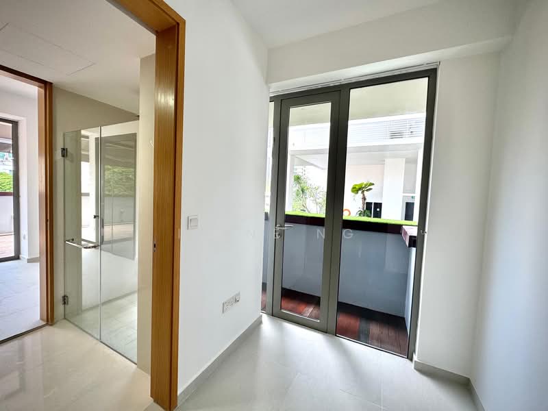 Vivace, 19 Tong Watt Road, 2 Bedrooms, 807 sqft, Apartment For Rent, by Irene Ng, 25592908 - Entrance - PropertyGuru.com.sg