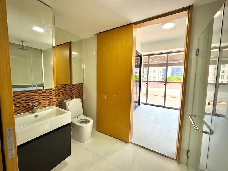 Vivace, 19 Tong Watt Road, 2 Bedrooms, 807 sqft, Apartment For Rent, by Irene Ng, 25592908 - Bathroom - PropertyGuru.com.sg