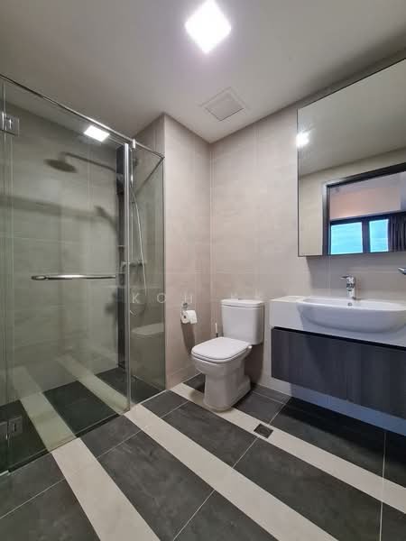 Parc Riviera, 101 West Coast Vale, 2 Bedrooms, 646 sqft, Condominium For Rent, by Koh KK, 25593051 - Bathroom - PropertyGuru.com.sg