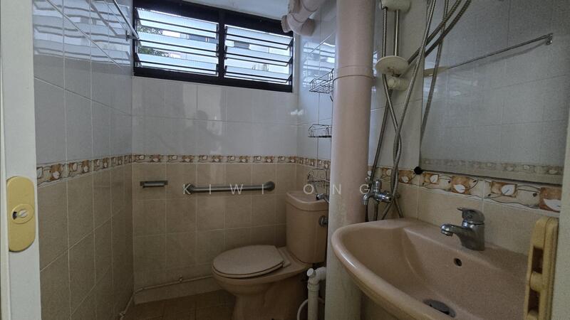 For Sale - 608 Ang Mo Kio Avenue 5