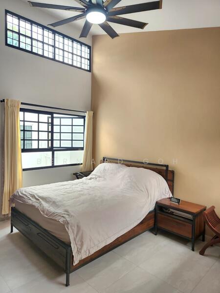 For Sale - Corona Ville