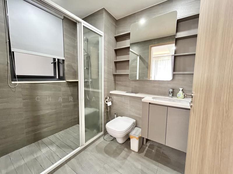 Master Toilet
