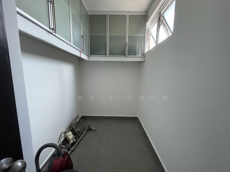Proximo, 27 Robin Road, 3 Bedrooms, 1,474 sqft, Apartment For Sale, by Maggie Chow, 25593620 - Store room with window - PropertyGuru.com.sg