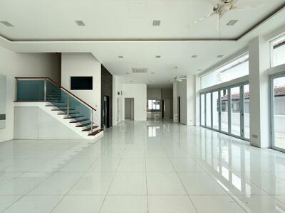 For Sale - Semi-D at Eng Kong Place