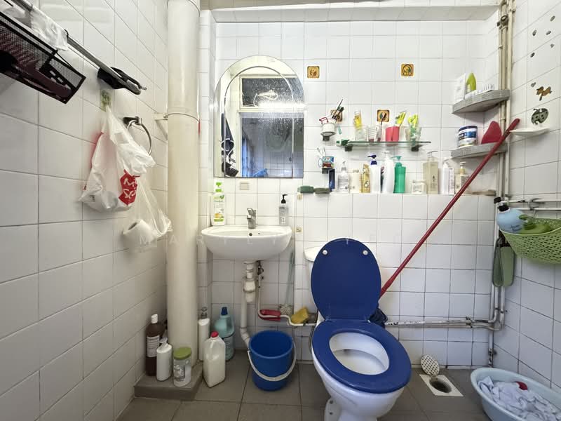 786B Woodlands Drive 60 HDB Flat For Sale at S$ 560,000 | PropertyGuru Singapore