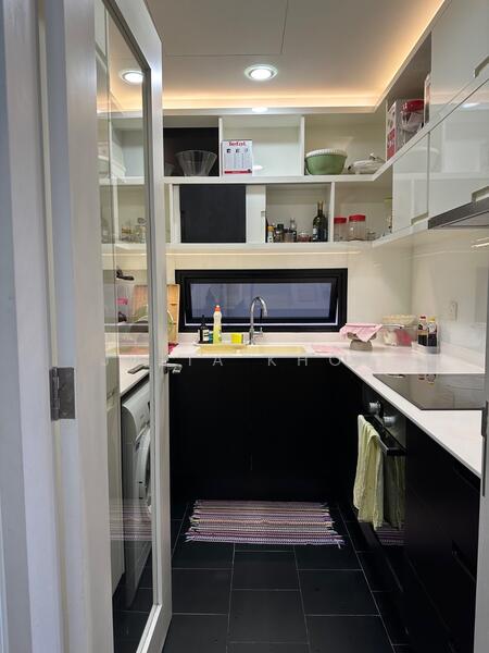 Village @ Pasir Panjang, 463 Pasir Panjang Road, 2 Bedrooms, 829 sqft, Condominium For Rent, by Julia Khoo, 25594623 - PropertyGuru.com.sg