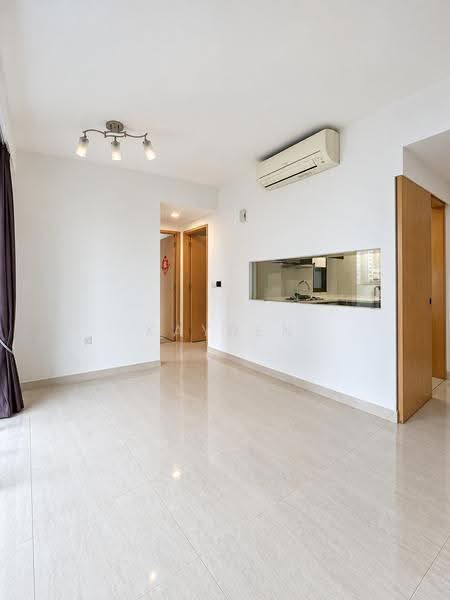 La Fiesta, 58 Sengkang Square, Hougang / Punggol / Sengkang, 2 Bedrooms, 732 sqft, Condominium For Rent, by Kayden Siow, 25594682 - Living Room - PropertyGuru.com.sg