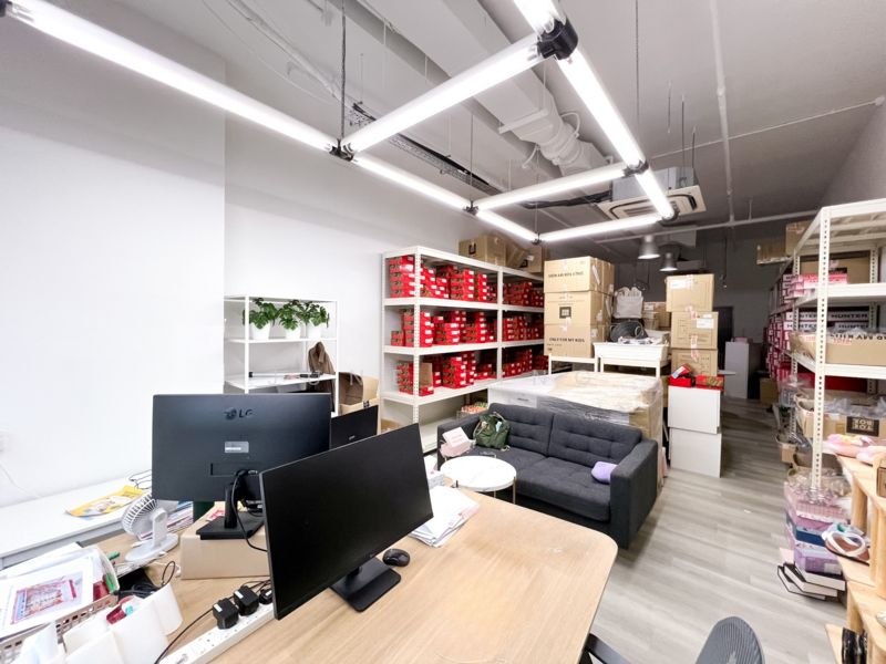 Ubi Techpark, 10 Ubi Crescent, 1,937 sqft, Light Industrial (B1) For Sale, by June Ling, 25595068 - CommercialGuru.com.sg