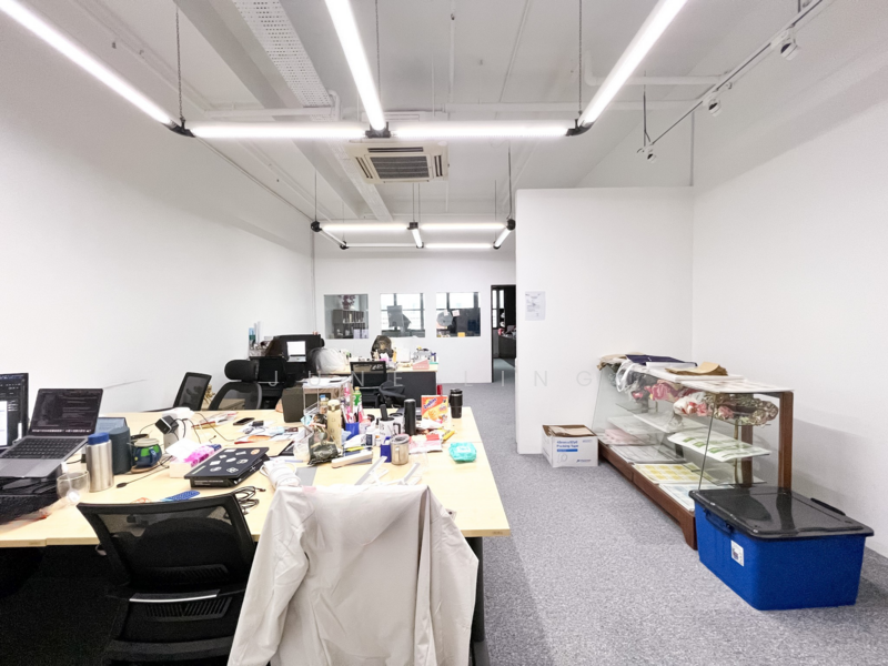 Ubi Techpark, 10 Ubi Crescent, 1,937 sqft, Light Industrial (B1) For Sale, by June Ling, 25595068 - CommercialGuru.com.sg