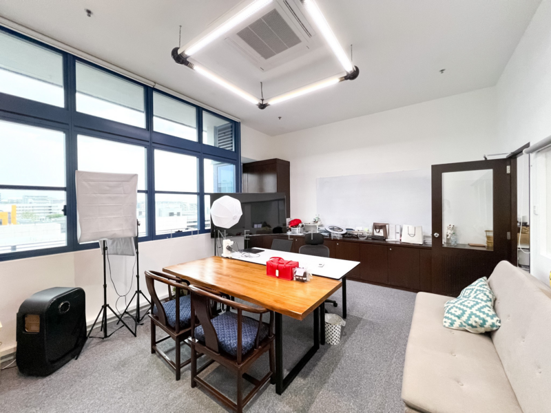 Ubi Techpark, 10 Ubi Crescent, 1,937 sqft, Light Industrial (B1) For Sale, by June Ling, 25595068 - CommercialGuru.com.sg