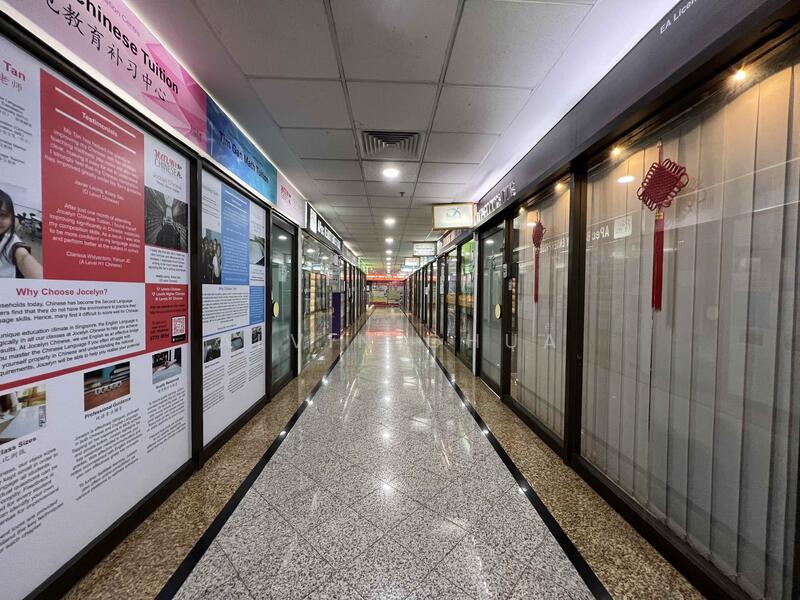 Coronation Shopping Plaza, 587 Bukit Timah Road, Tanglin / Holland / Bukit Timah, 538 sqft, Mall Shop For Sale, by Alvin Chua, 25595118 - Corridor - CommercialGuru.com.sg