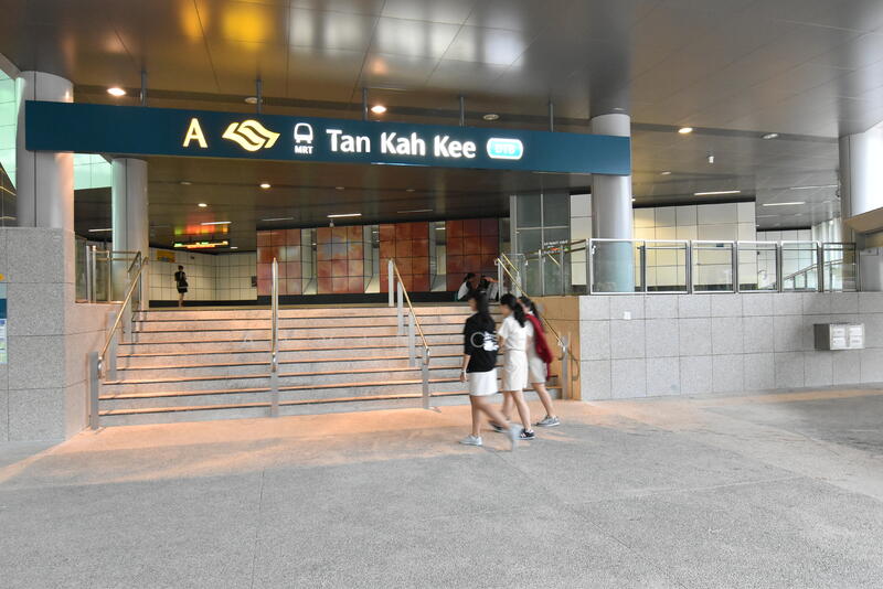 Coronation Shopping Plaza, 587 Bukit Timah Road, Tanglin / Holland / Bukit Timah, 538 sqft, Mall Shop For Sale, by Alvin Chua, 25595118 - CommercialGuru.com.sg