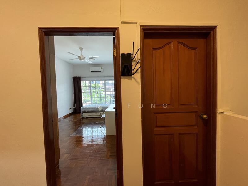 Lorong 4 Realty Park, Lorong 4 Realty Park, Room Rental, 350 sqft, Terraced House For Rent, by Jane Fong, 25595235 - PropertyGuru.com.sg