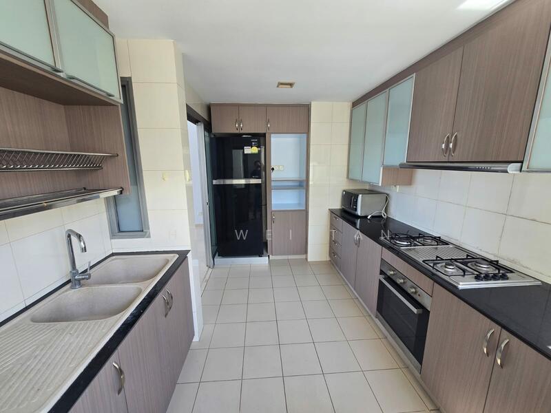 For Rent - Grandeur 8