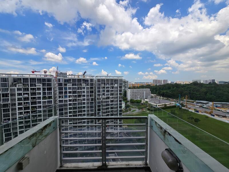 For Rent - Grandeur 8