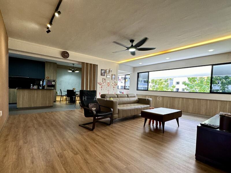 848 Jurong West Street 81, 848 Jurong West Street 81, 3 Bedrooms, 1,420 sqft, HDB Flat For Rent, by Ethan Yang, 25595955 - Living/kitchen - PropertyGuru.com.sg