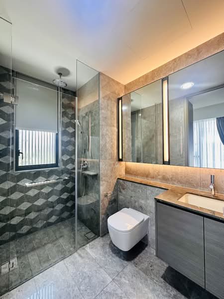 Leedon Green, 34 Leedon Heights, 2 Bedrooms, 700 sqft, Condominium For Sale, by Linda Ee, 25595967 - Bathroom - PropertyGuru.com.sg