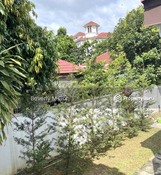 Side garden