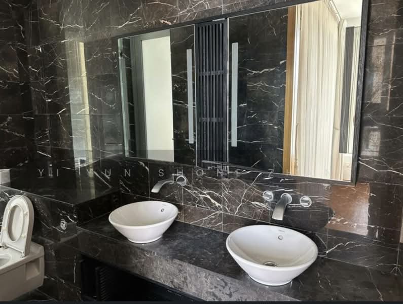 Helios Residences, 17 Cairnhill Circle, Orchard / River Valley, 3 Bedrooms, 1,701 sqft, Condominium For Rent, by Yi Yun Shone Zhang, 25596531 - Bathroom - PropertyGuru.com.sg