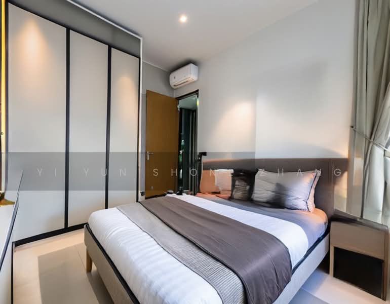 Helios Residences, 17 Cairnhill Circle, Orchard / River Valley, 3 Bedrooms, 1,701 sqft, Condominium For Rent, by Yi Yun Shone Zhang, 25596531 - Master Bedroom - PropertyGuru.com.sg