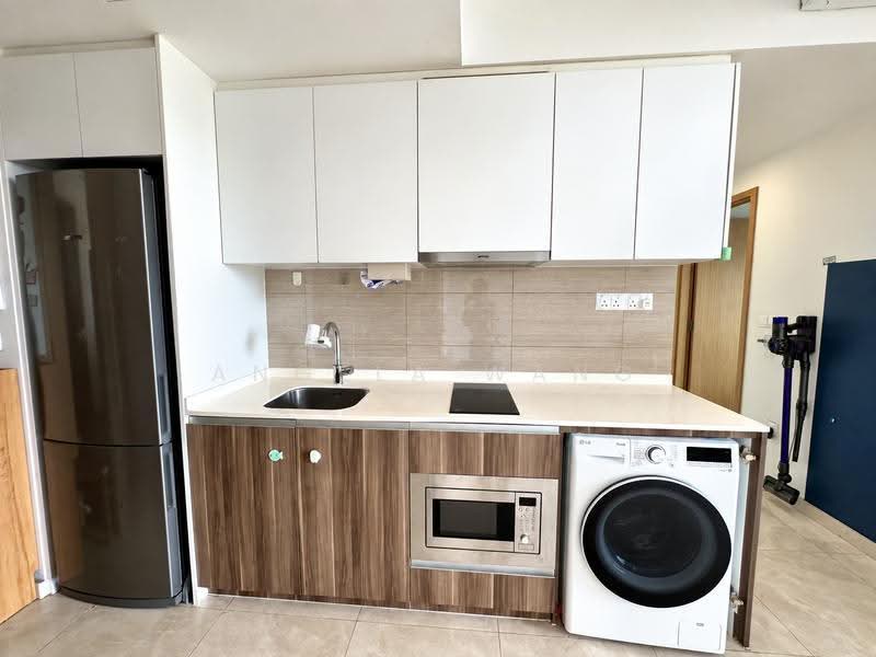 The Glades, 20 Bedok Rise, Bedok / Upper East Coast, 2 Bedrooms, 624 sqft, Condominium For Sale, by Angela Wang, 25596852 - Kitchen - PropertyGuru.com.sg