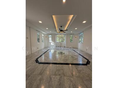 For Sale - ⭐️ Rebuild Possibility in Sought-After Locale ⭐️