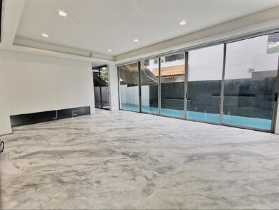 For Rent - Botanical gardens mrt bungalow with pool and lift 带泳池和电梯的美丽别墅