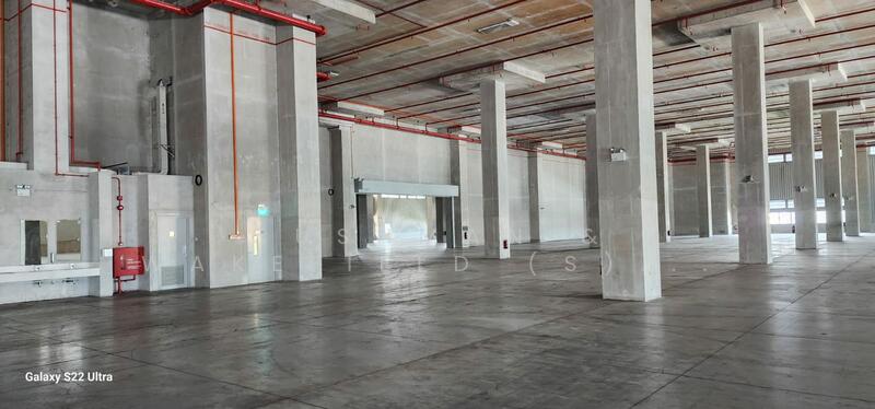 Ground Floor Warehouse In Jurong East, , 108,140 sqft, Factory / Workshop (B2) For Rent, by ERIC TAN, 25597056 - CommercialGuru.com.sg