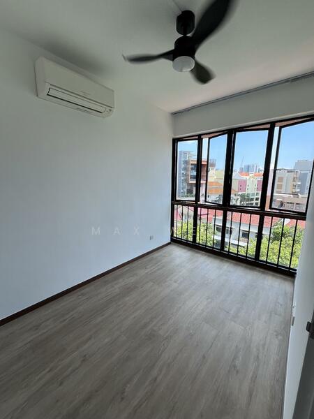 Additional room 1