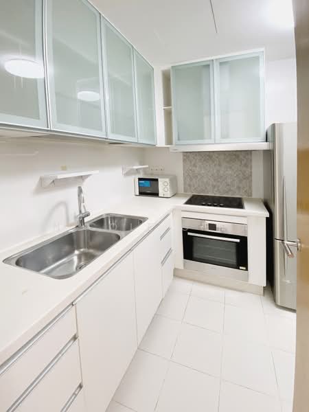 One Oxley Rise, 1 Oxley Rise, 1 Bedroom, 754 sqft, Apartment For Rent, by Nicole Chua, 25597577 - PropertyGuru.com.sg