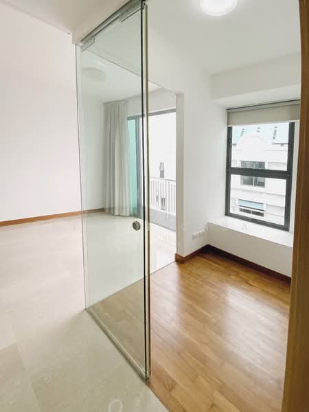 One Oxley Rise, 1 Oxley Rise, 1 Bedroom, 754 sqft, Apartment For Rent, by Nicole Chua, 25597577 - PropertyGuru.com.sg