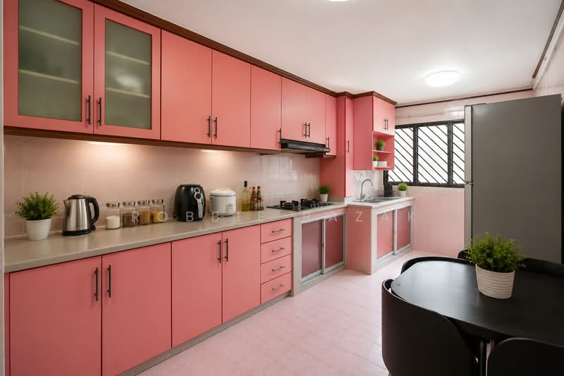 247 Jurong East Street 24, 247 Jurong East Street 24, 2 Bedrooms, 732 sqft, HDB Flat For Sale, by Robbie Razak, 25597720 - Kitchen - PropertyGuru.com.sg
