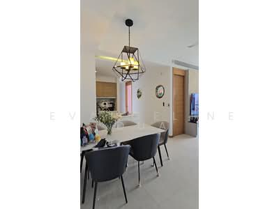 For Sale - Concourse Skyline